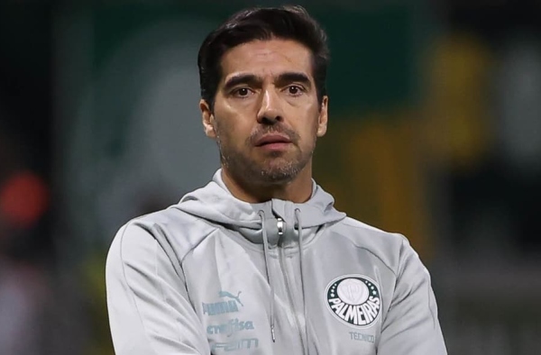 Abel elogia vitória do Palmeiras, mas ainda vê Botafogo distante na tabela: ‘Margem super confortável’