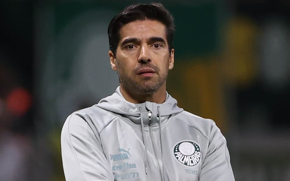 Abel elogia vitória do Palmeiras, mas ainda vê Botafogo distante na tabela: ‘Margem super confortável’