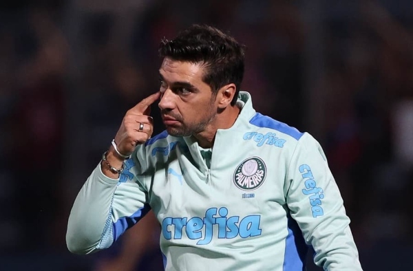 Abel Ferreira analisa vitória do Palmeiras e revela conversa com Rony: ‘Quero o Guerreiro, não o Rústico’