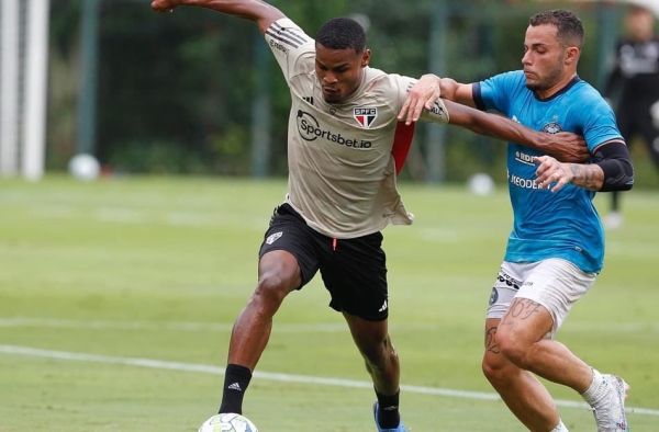 Ainda sem rival definido, São Paulo planeja novo jogo-treino para sexta-feira