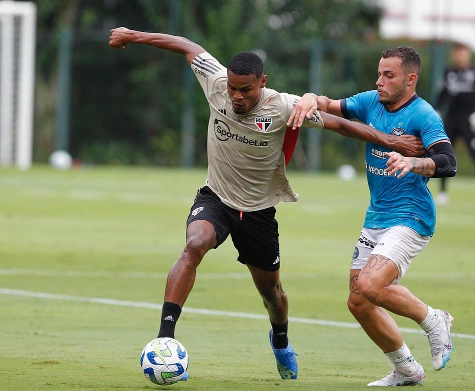 Ainda sem rival definido, São Paulo planeja novo jogo-treino para sexta-feira