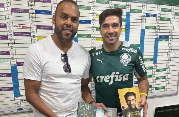 Alecgol relembra parceria com Abel em campo e dispara: ‘Palmeiras é nível Champions League!’
