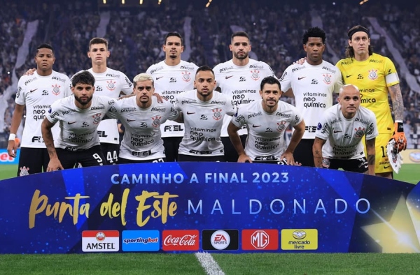 Além da final inédita: saiba o que está em jogo para o Corinthians contra o Fortaleza na Sul-Americana
