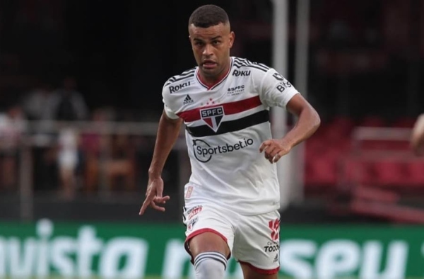 Alisson fala da dificuldade em vitória do São Paulo e analisa lesões do elenco: ‘Equipe está de parabéns pela forma que se comportou’