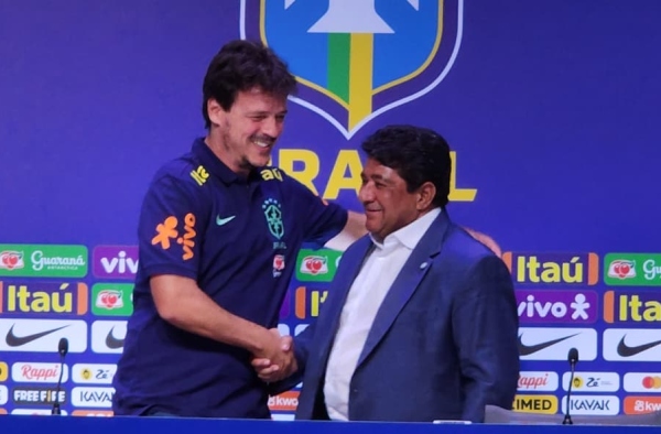 Análise: Fernando Diniz tenta ‘se distanciar’ de assunto Ancelotti e se volta para sucessão de desafios que encarará na Seleção Brasileira
