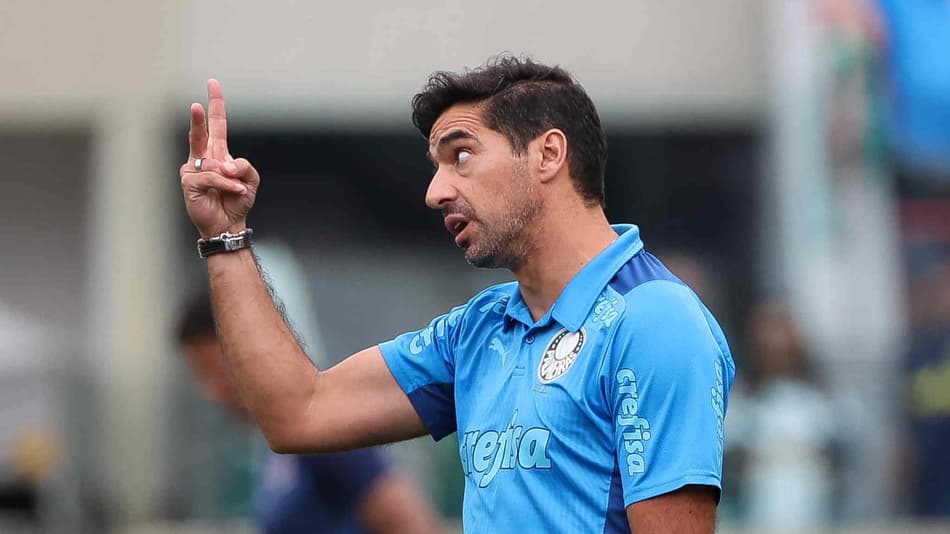 ANÁLISE: Primeira derrota do Palmeiras em 2023 expõe deficiência no meio e dificuldade com inversões