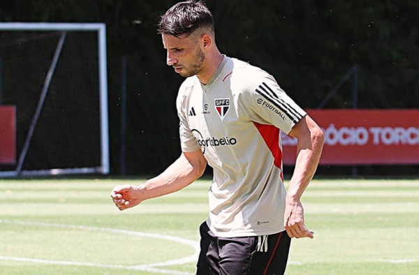 Apesar de recuperação rápida, Calleri não poderá jogar estreia do São Paulo na Copa Sul-Americana; entenda