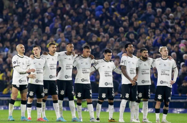 Após classificação histórica na Bombonera, Corinthians mira melhora jogando na Argentina