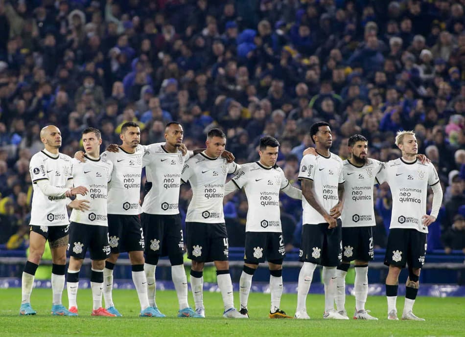 Após classificação histórica na Bombonera, Corinthians mira melhora jogando na Argentina