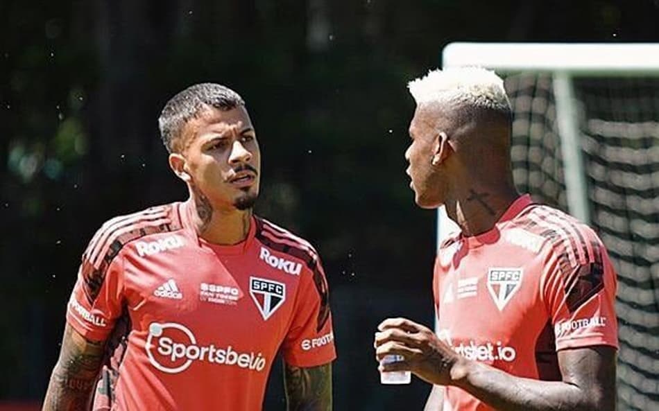Arboleda ou Diego Costa? São Paulo chega à final da Copa do Brasil com dúvida em setor fundamental para o título