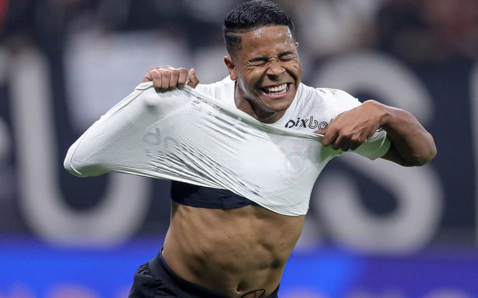 Atacante do Corinthians é dono de recordes entre jovens jogadores na América do Sul