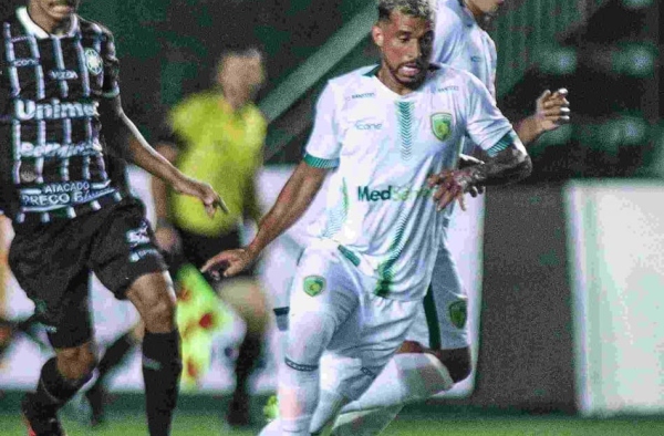 Atacante do Porto Vitória celebra bom momento e mira decisão do Capixabão