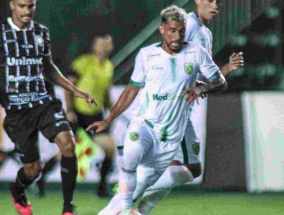 Atacante do Porto Vitória celebra bom momento e mira decisão do Capixabão