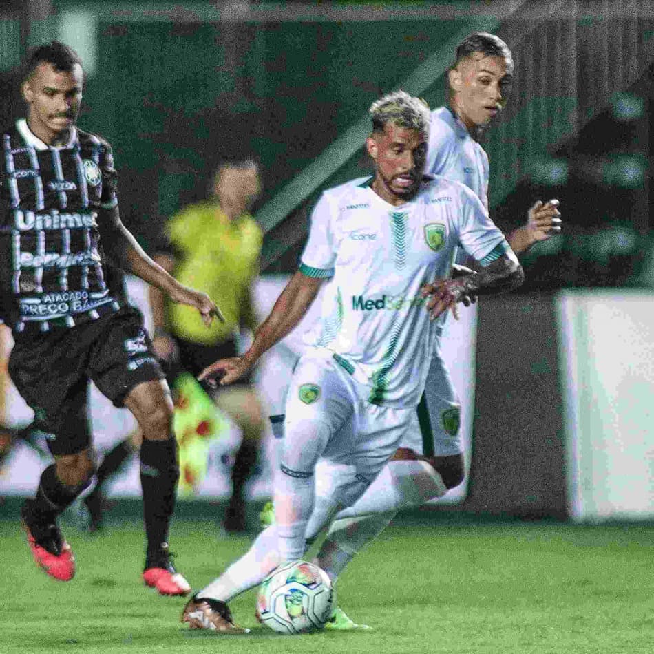 Atacante do Porto Vitória celebra bom momento e mira decisão do Capixabão