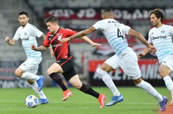 Athletico x Grêmio: onde assistir ao vivo, horário e escalações do jogo pelo Brasileirão