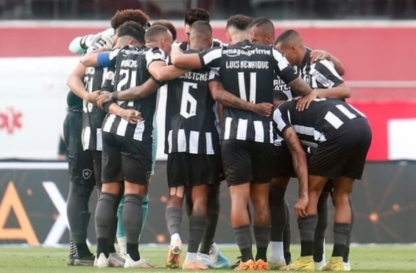 ATUAÇÕES: Botafogo segura o ímpeto do São Paulo e garante empate; veja as notas do Glorioso no Lance!