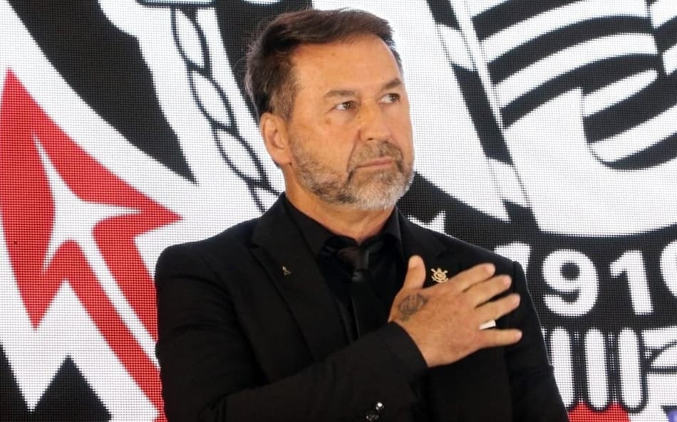 Augusto Melo sofre impeachment e é afastado da presidência do Corinthians