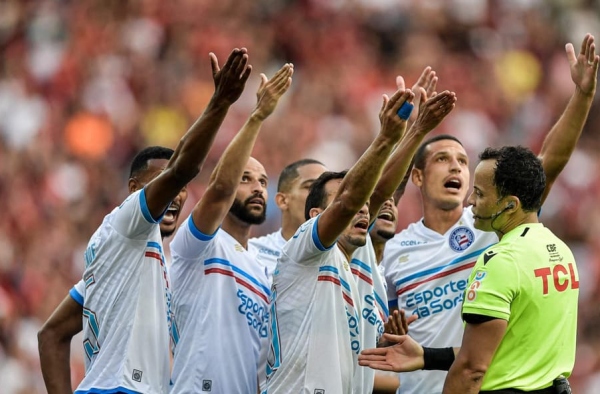 Bahia protesta na CBF sobre a arbitragem da partida contra o Flamengo