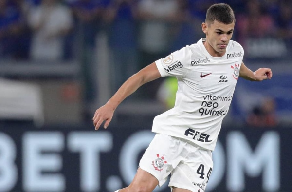Barcelona entra na briga pela contratação de Gabriel Moscardo, do Corinthians
