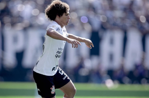 Biro recebe proposta para sair do Corinthians, Luxa segura, e clube tem planos maiores para o jogador