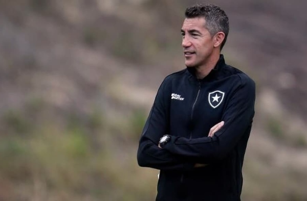 Botafogo deve ter retorno importante para o duelo com o Coritiba no domingo; veja provável escalação