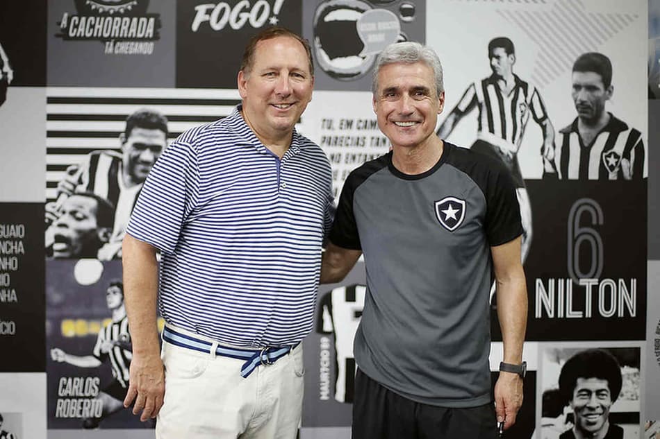 Botafogo inicia conversas para renovar seu vínculo com Luís Castro