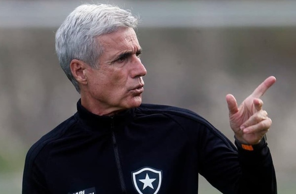 Botafogo terá queda de rendimento com saída de Luís Castro? Redação do LANCE! opina