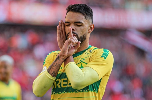 Brasileirão: De virada, Cuiabá vence Internacional