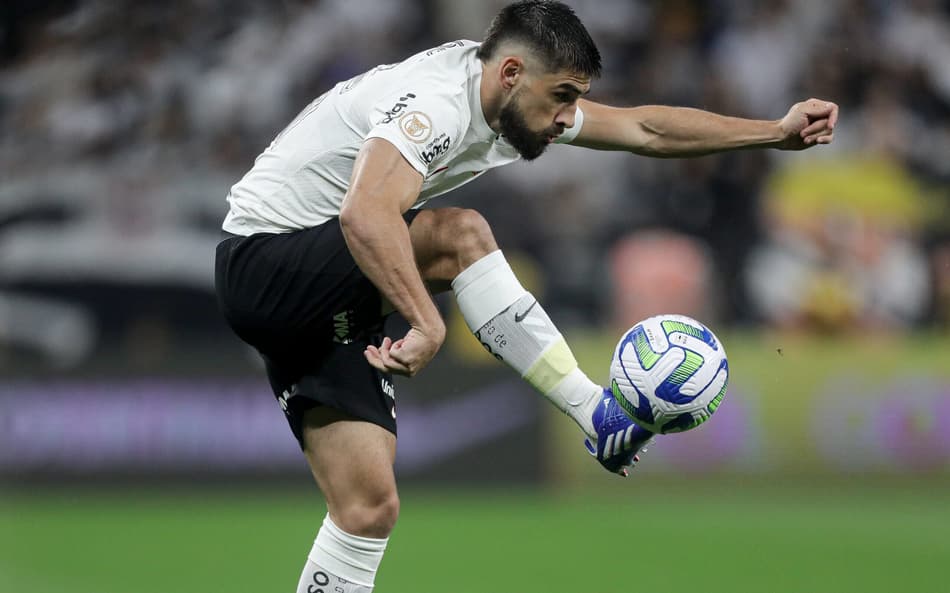 Bruno Méndez é convocado para a seleção do Uruguai, e Corinthians tem duas baixas na Data Fifa