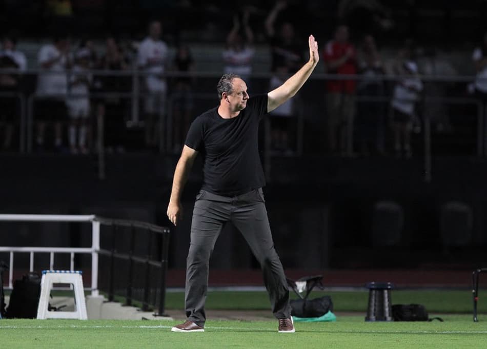 Caiu! São Paulo confirma a saída de Rogério Ceni