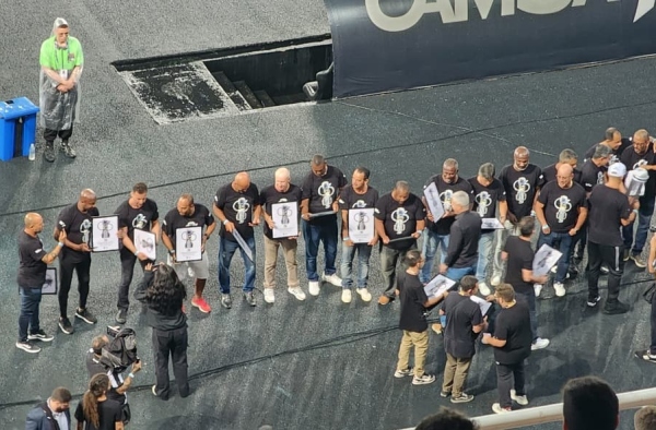 Campeões da Conmebol de 1993 pelo Botafogo recebem homenagem no Nilton Santos