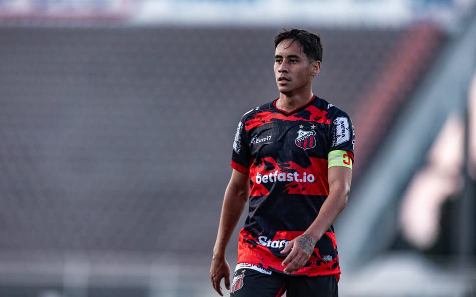Capitão pela primeira vez no Ituano, José Aldo espera capricho do time nas finalizações na Série B