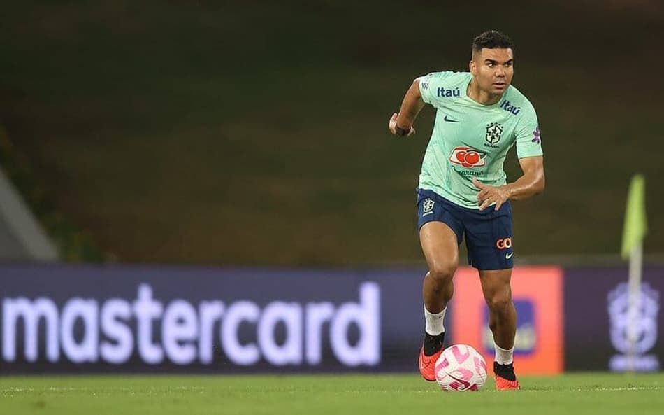 Casemiro explica como tem lidado com a responsabilidade de ‘tiozão’ na Seleção Brasileira
