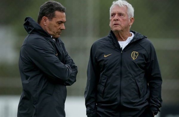 Com dilema na zaga, Luxemburgo inicia preparação para afastar o Corinthians da ‘zona da confusão’ no Brasileirão