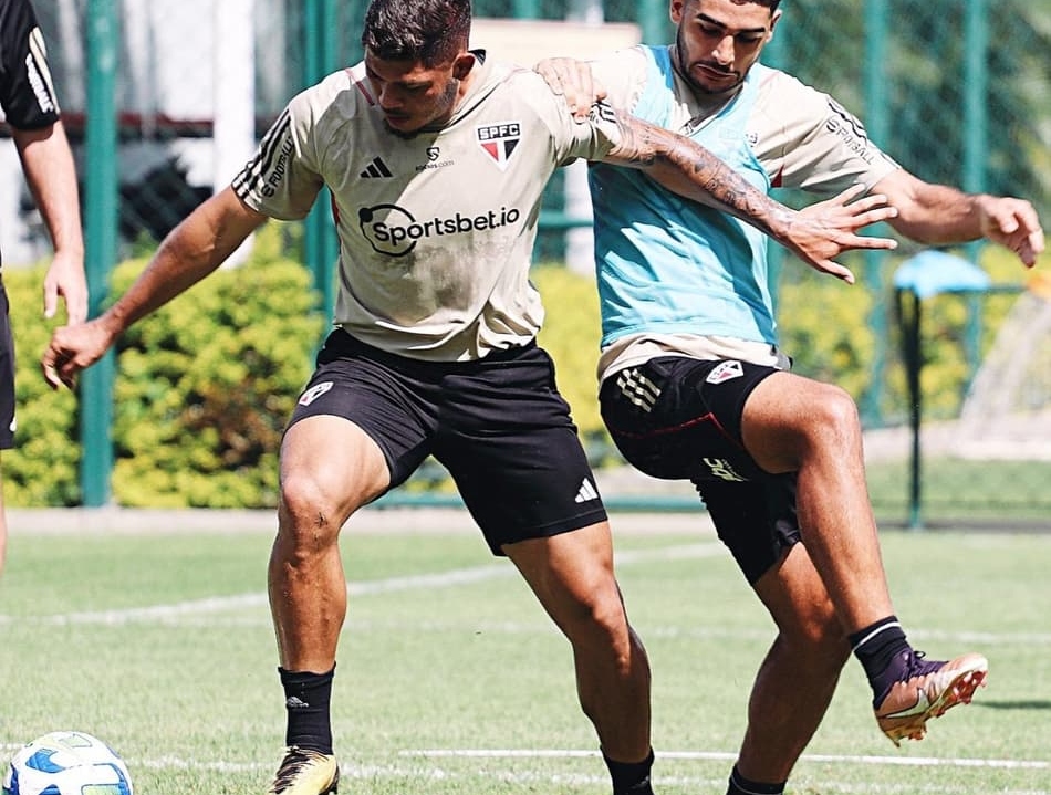 Com Lugano e Messi como referências, Michel Araujo projeta expectativas no São Paulo e destaca ‘relação do clube com uruguaios’