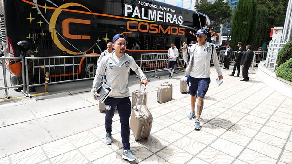Com meninos da base e reforços, Palmeiras chega à Bolívia; confira os relacionados