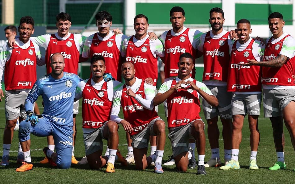 Com possibilidade de poupar titulares, Palmeiras encerra preparação para pegar o Athletico-PR; veja provável time