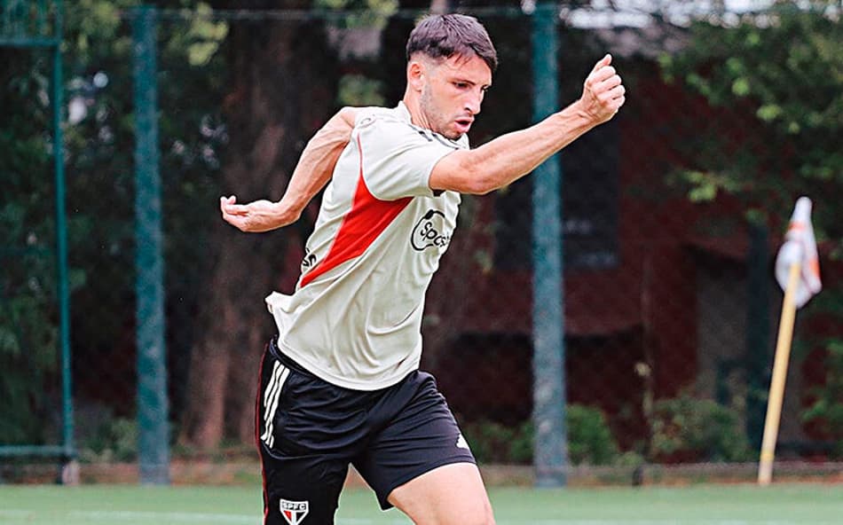 Com psicológico forte, Calleri evolui em recuperação no São Paulo visando decisão