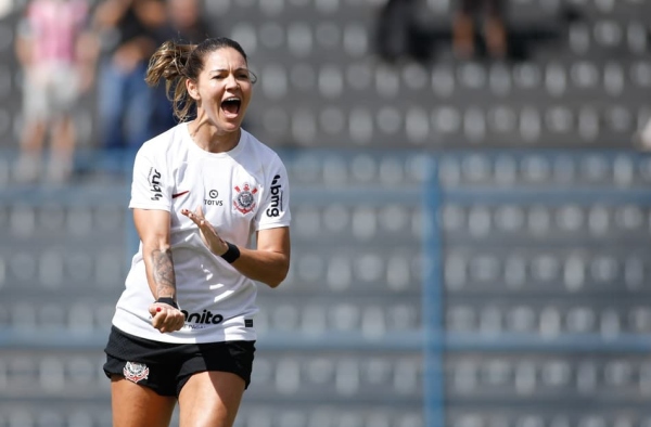 Com quatro de Zanotti, Corinthians goleia o Cruzeiro e volta a vencer pelo Brasileirão Feminino