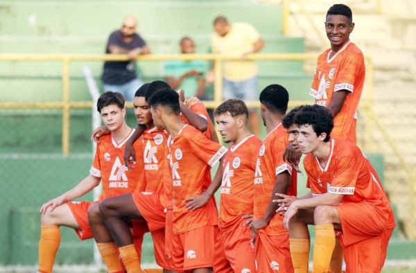 Como um clube-empresa de São Paulo tem ajudado jovens atletas que não conseguem se profissionalizar