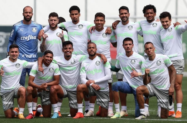 Completo, Palmeiras finaliza preparação para encarar o Grêmio
