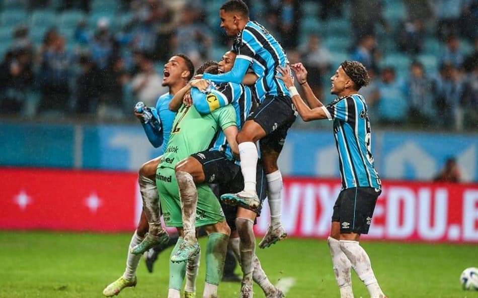 Copa do Brasil: Grêmio vence o Bahia nos pênaltis e está na semifinal