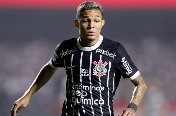 Corinthians encaminha venda de Adson para clube francês; entenda o que falta para o negócio fechar