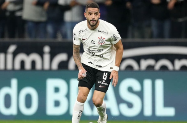 Corinthians estipula data para o retorno do meia Renato Augusto