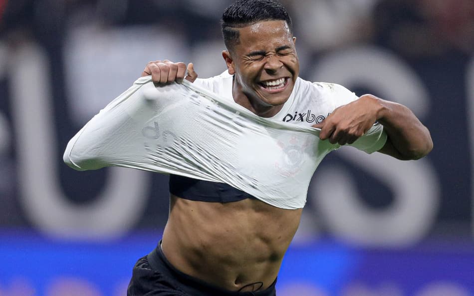 Corinthians planeja renovação de contrato com o atacante Wesley, decisivo na vitória sobre o Newell’s