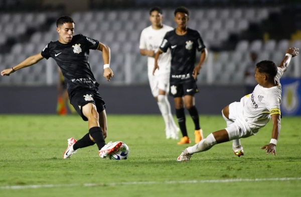 Corinthians x Santos: onde assistir ao vivo e horário do jogo pelo Campeonato Brasileiro Sub-17