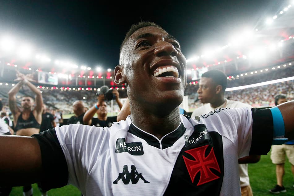 Deu ruim: Vasco ainda não acertou valores iniciais acordados com o São Paulo para contratar Léo