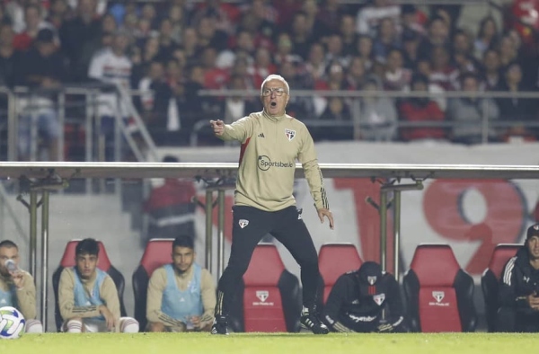 Dorival comenta jogos em sequência e revela como São Paulo pode superar ‘tabela terrível’