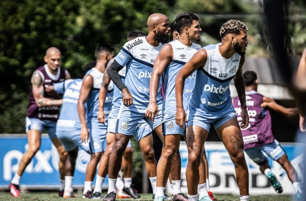 Duelo contra o Botafogo-SP marca início de maratona de jogos para o Santos