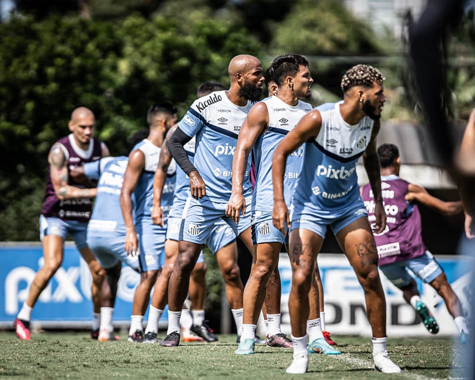 Duelo contra o Botafogo-SP marca início de maratona de jogos para o Santos
